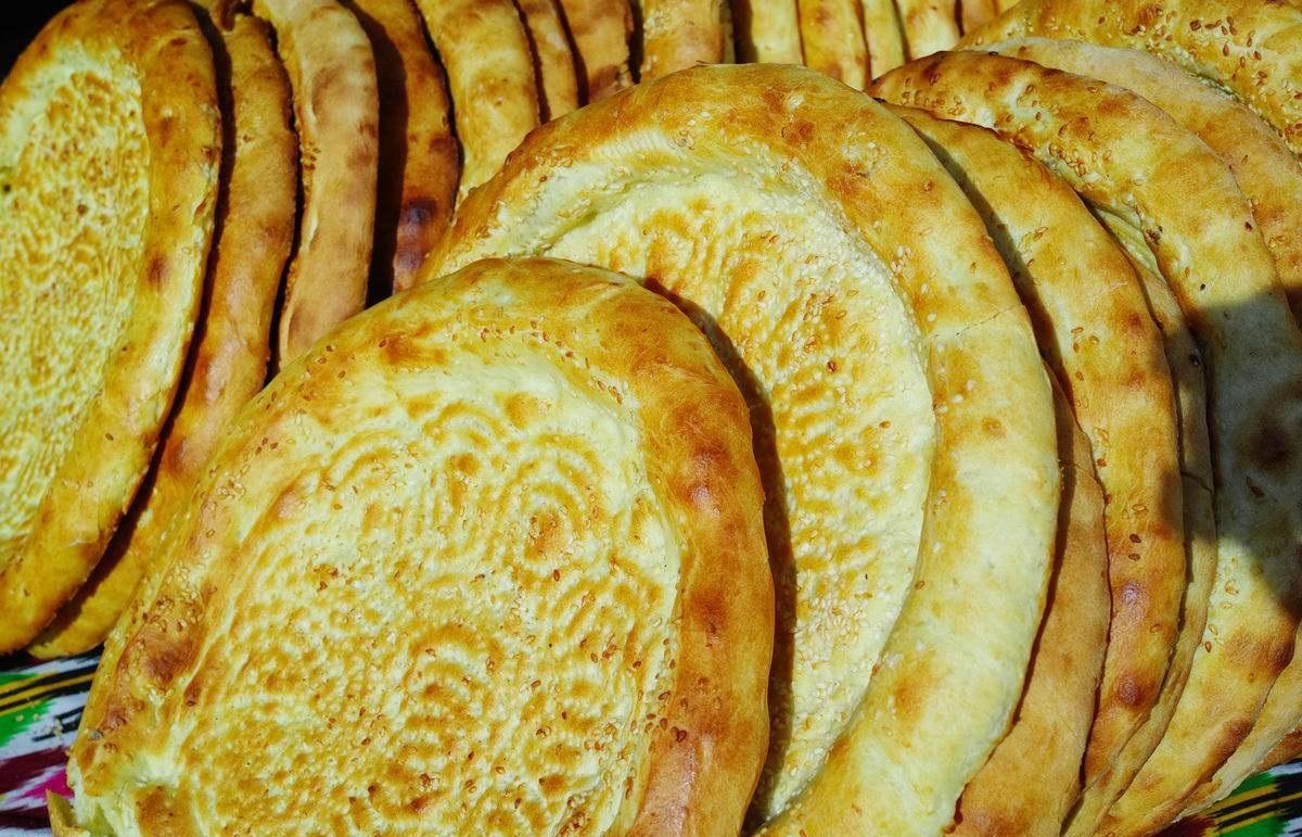 西域净土，探寻神秘新疆的绿色魅力